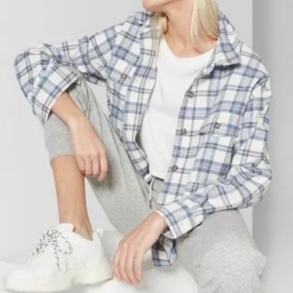 Wild Fable Women’s Plaid Long Sleeve Shirt - NWT small